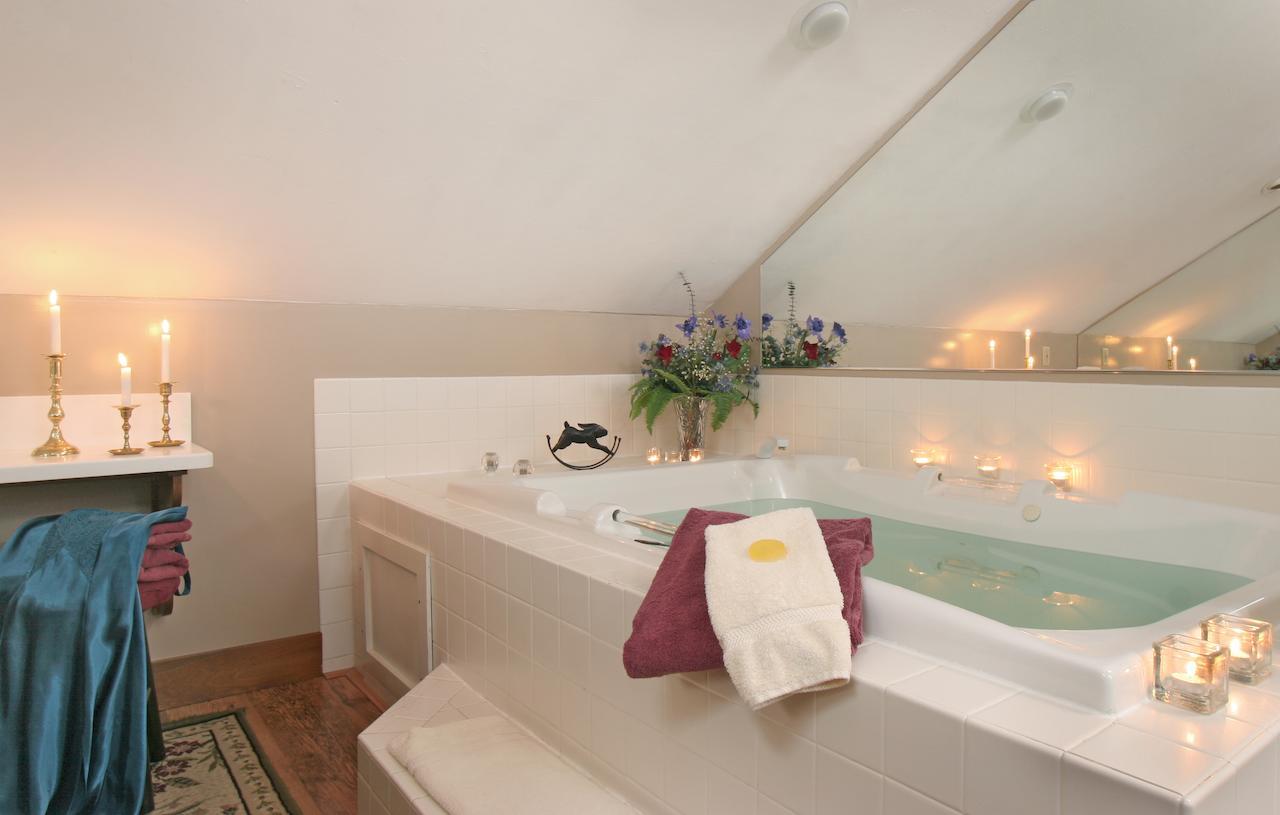 Rabbit Hill Inn Lower Waterford Room photo
